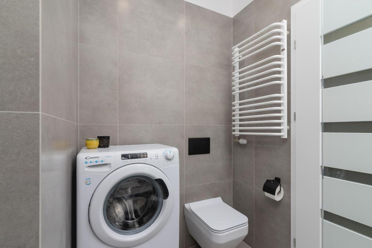 Modern Studio Cracow Rakowicka 14 By Noclegi Renters Krakow Exterior photo